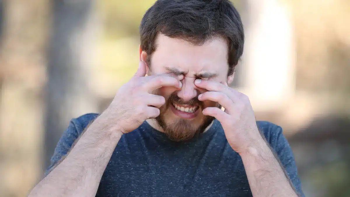 Dry Itchy Eyes