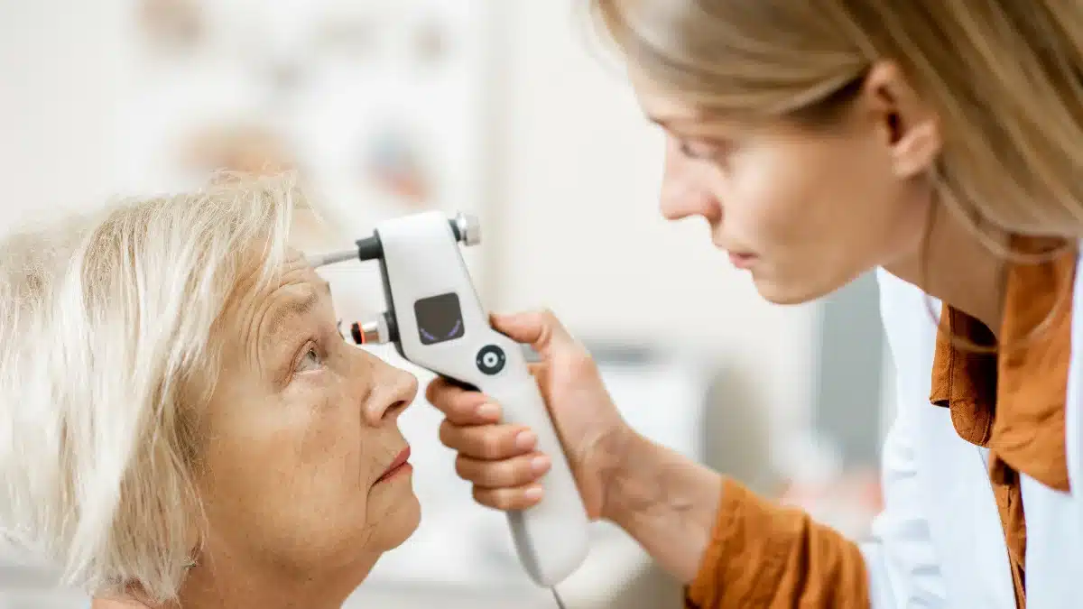 eye pressure range