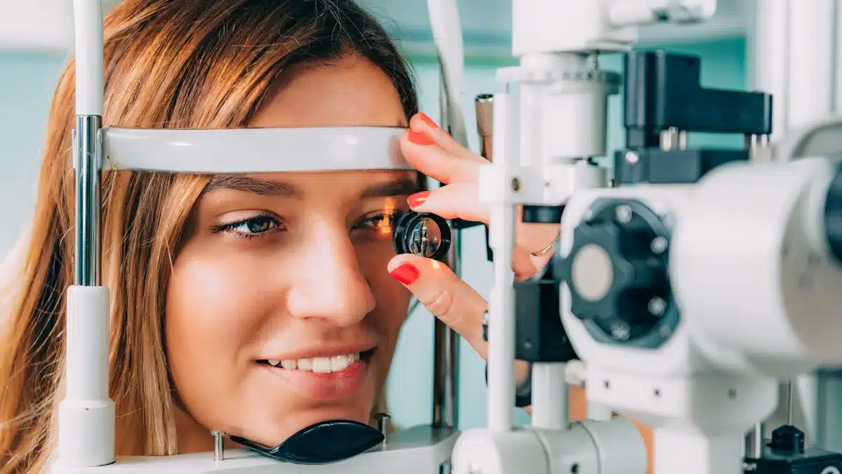 eye pressure test