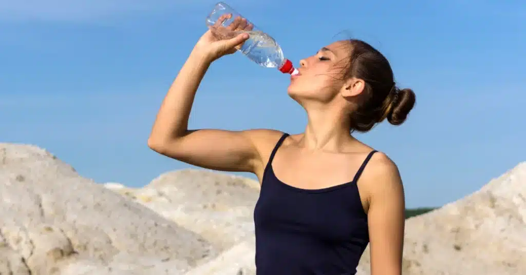can dehydration cause dry eyes