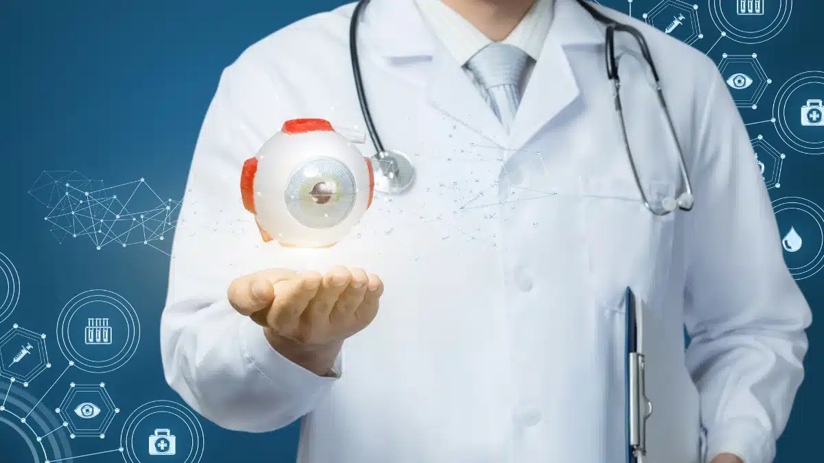 doctor you should visit for eye pain