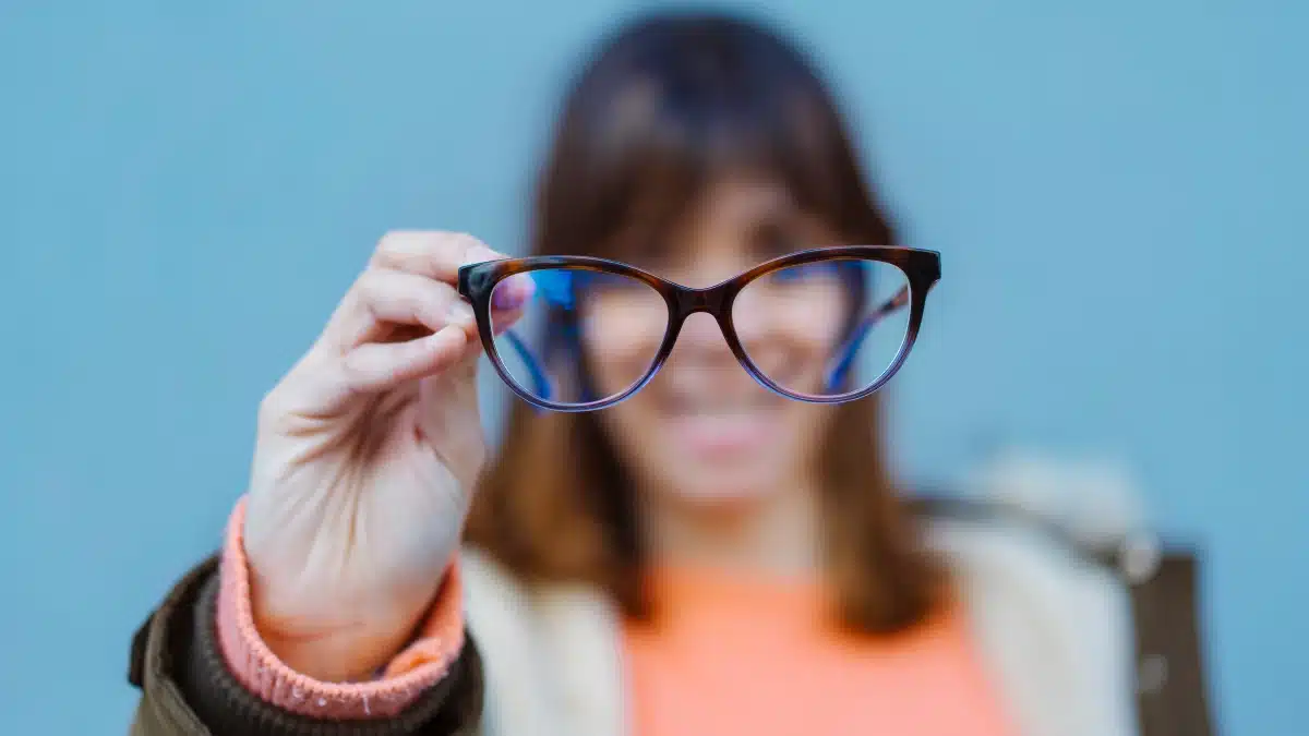 how long does blurred vision last with uveitis