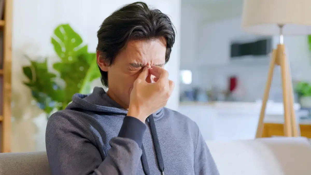 how to get rid of red eyes