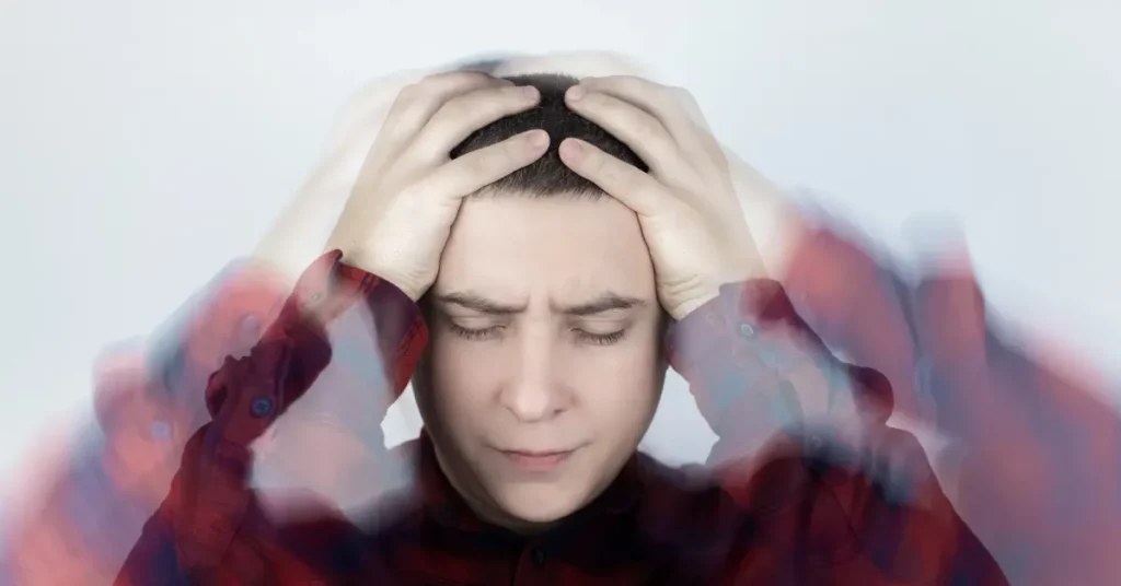 Migraine patient can experience eye floaters