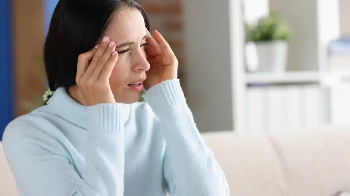eye strain symptoms