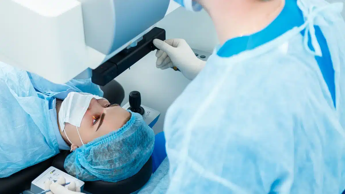 what are the disadvantages of cataract surgery