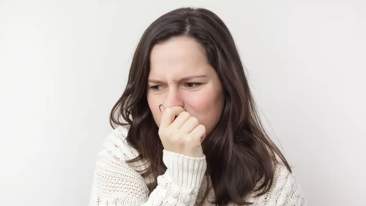 why does my period blood smell so bad